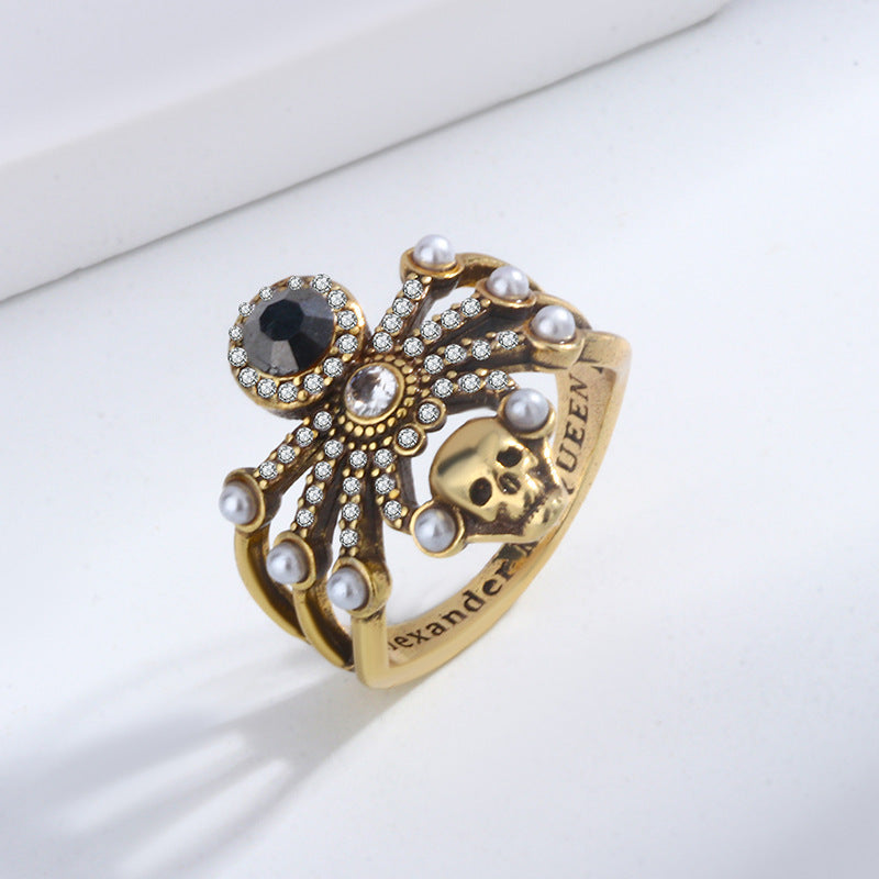 Beautiful Gold Ring with Unique Style