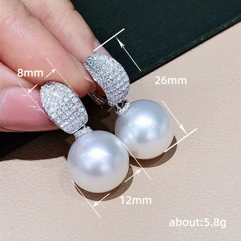 Charming Pearl Earring for Any Occasion