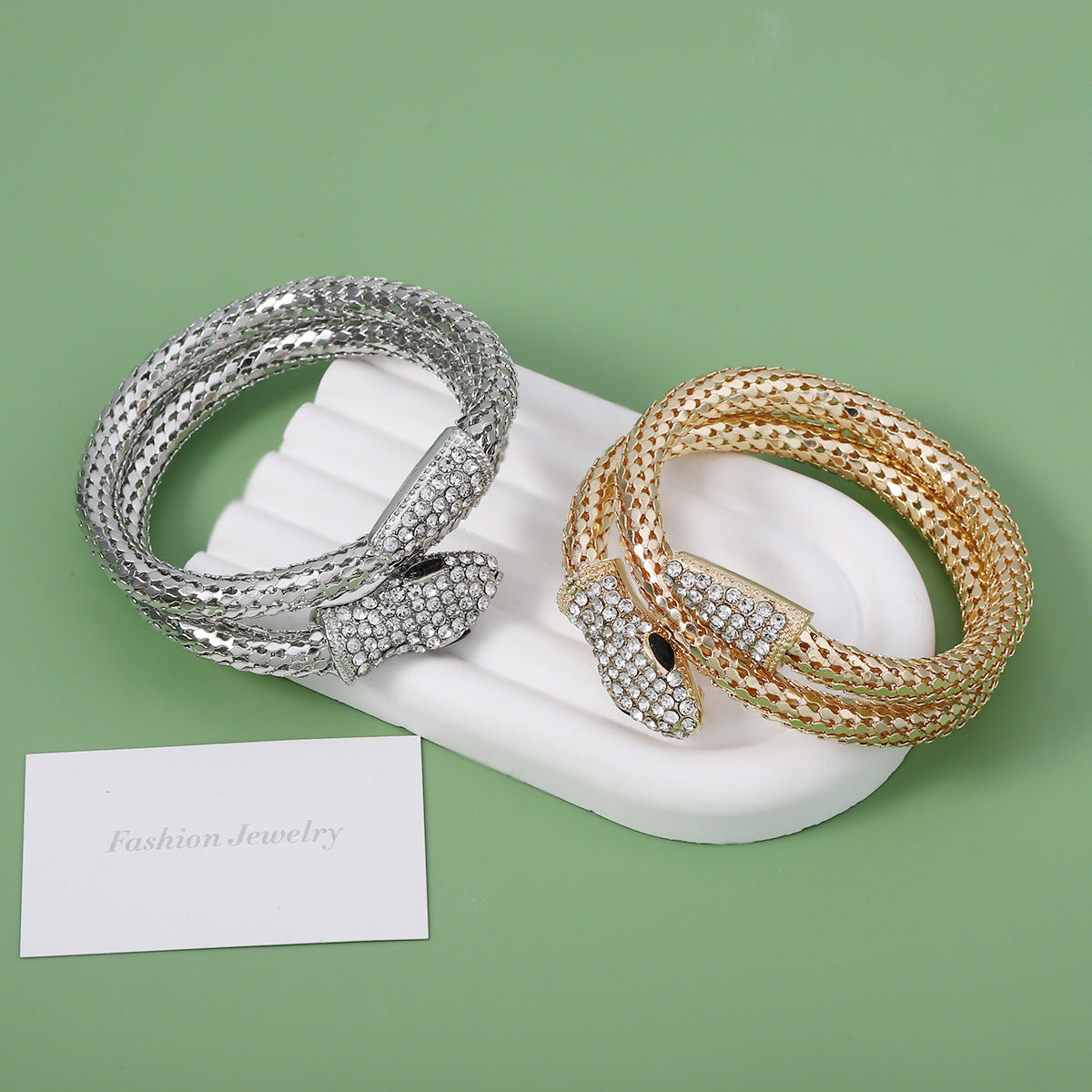 Charming Bracelet for Any Occasion