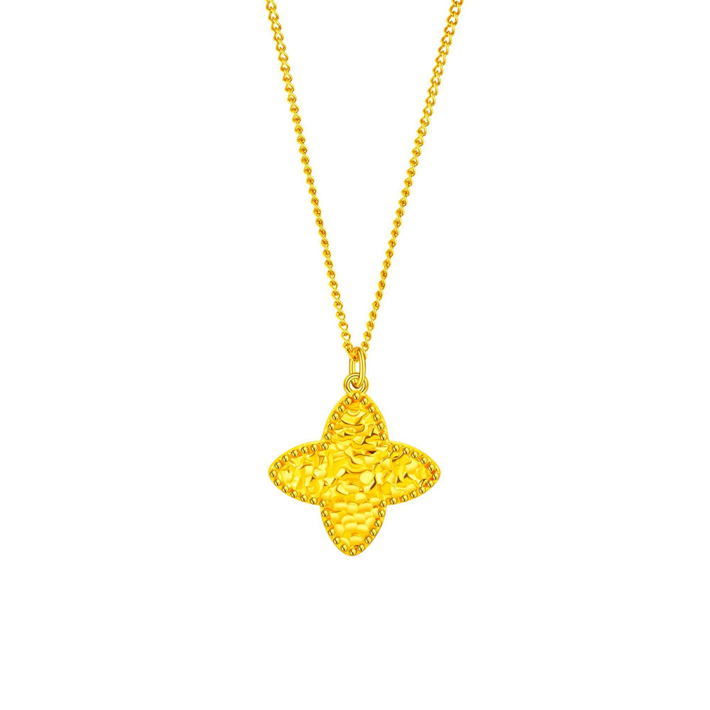 Beautiful Gold Necklace with Unique Style