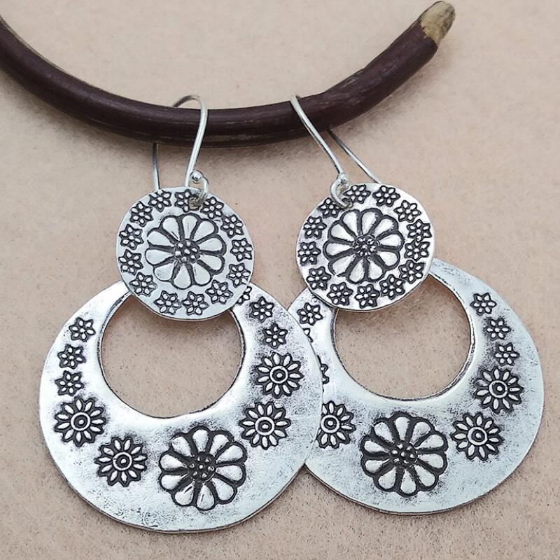 Romantic Earring for Special Moments