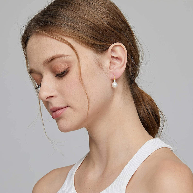 Beautiful Pearl Earring with Unique Style