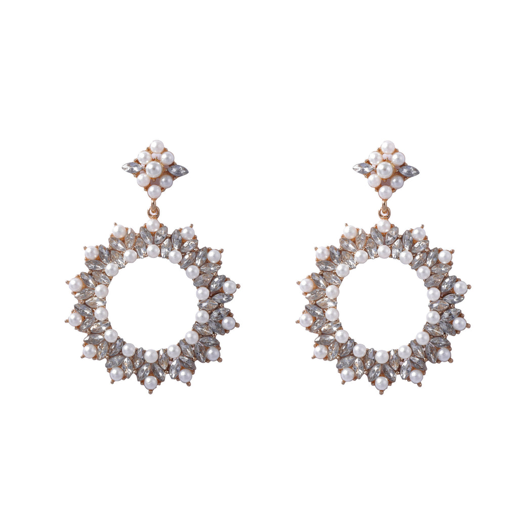 Beautiful Pearl Earring with Unique Style