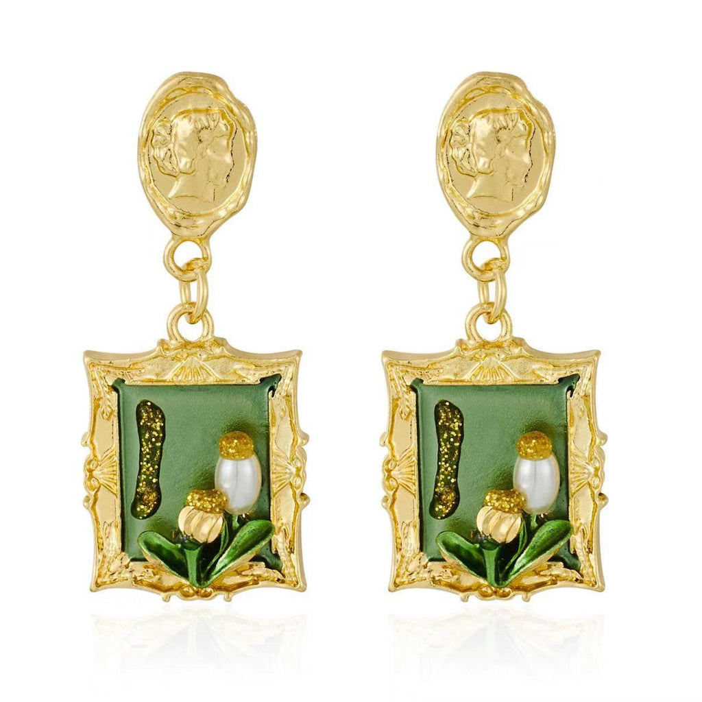 Charming Pearl Earring for Any Occasion