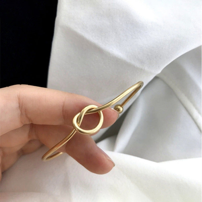 Charming Bracelet for Any Occasion