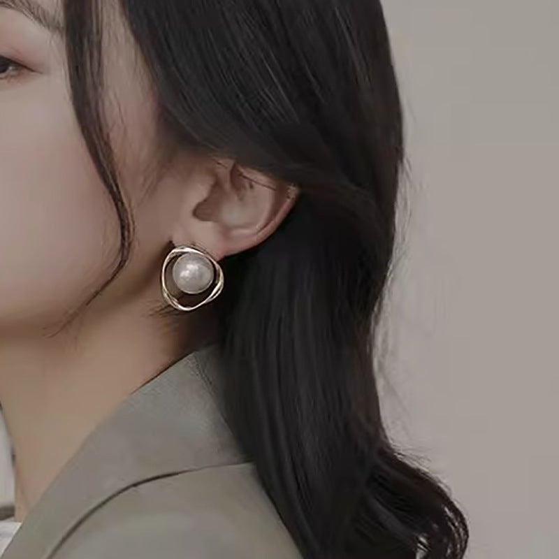 Vintage Handmade Pearl Earring