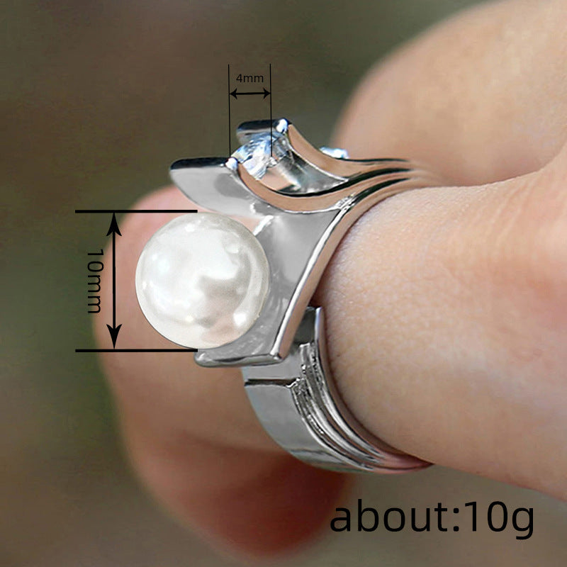 Beautiful Pearl Ring with Unique Style
