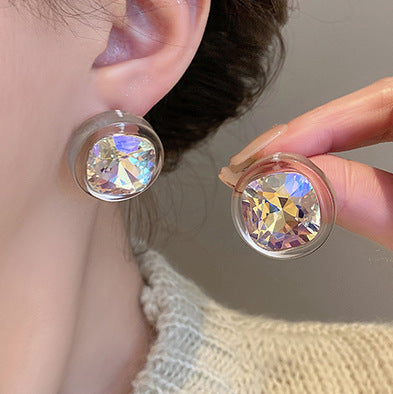 Beautiful Pearl Earring with Unique Style