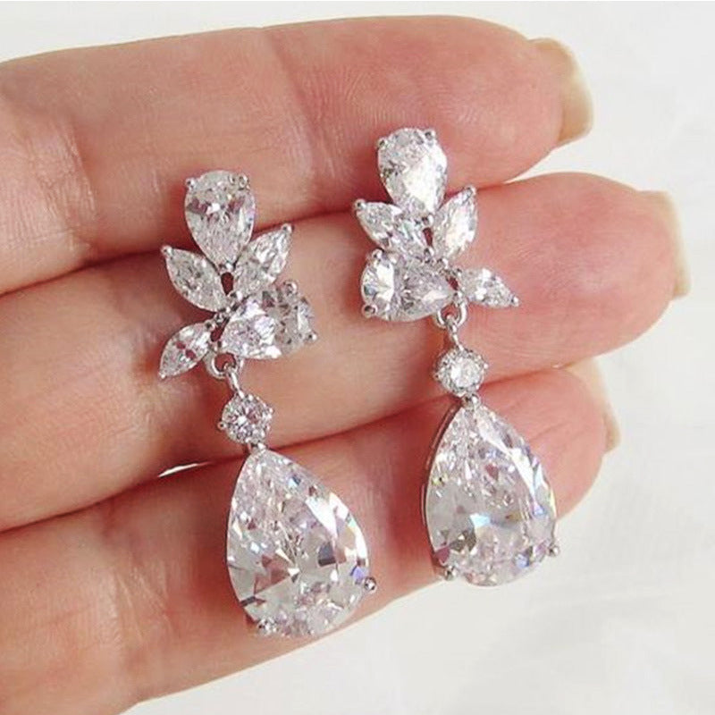 Romantic Earring for Special Moments