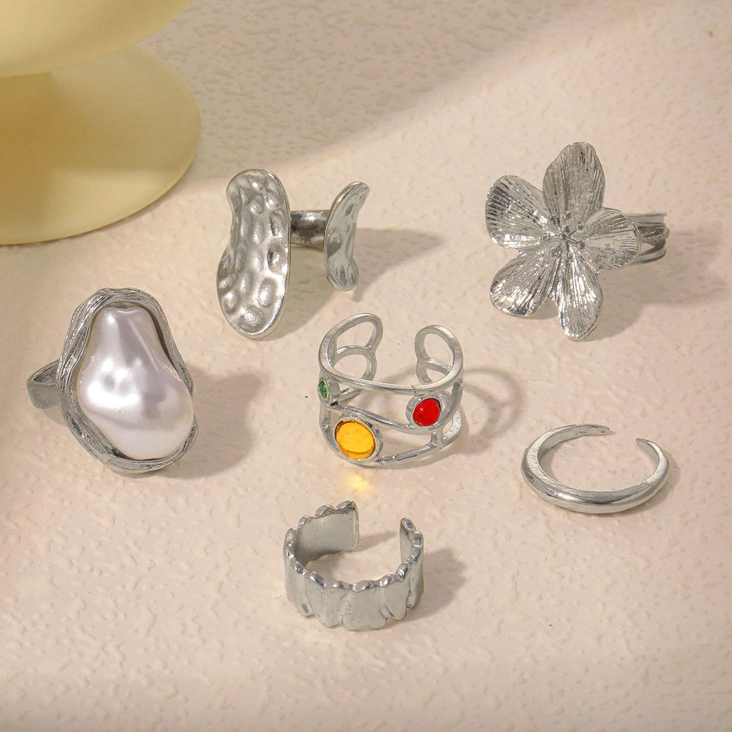 Beautiful Pearl Set with Unique Style