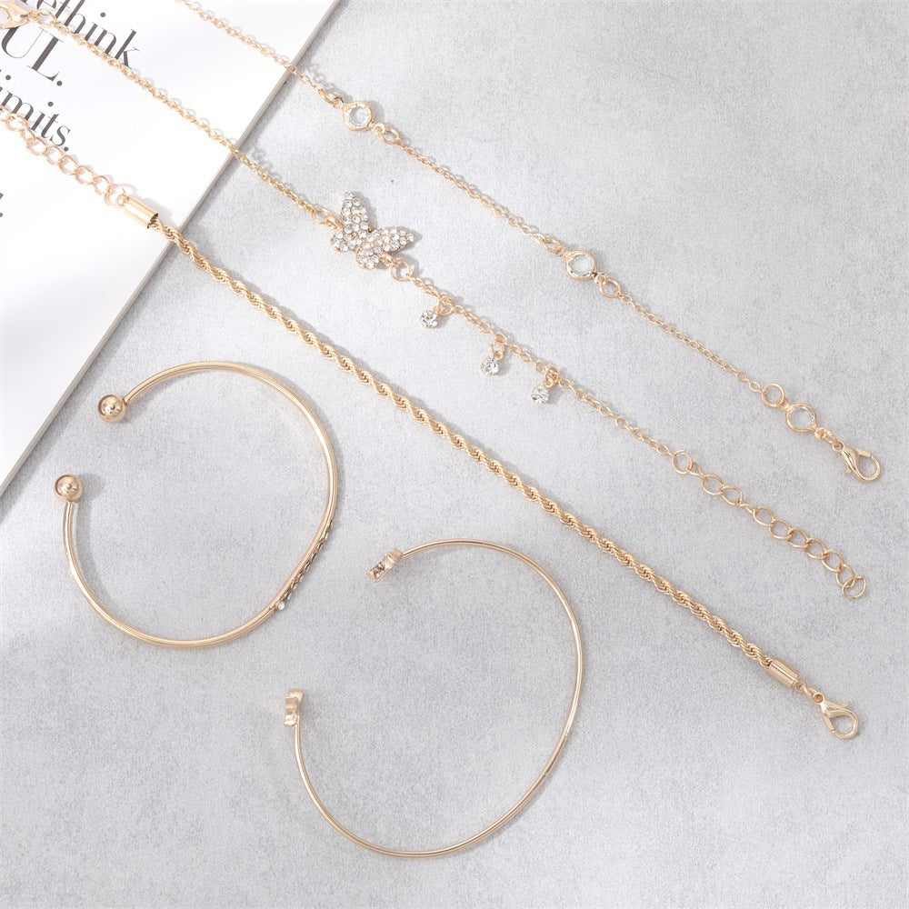 Beautiful Gold Bracelet with Unique Style