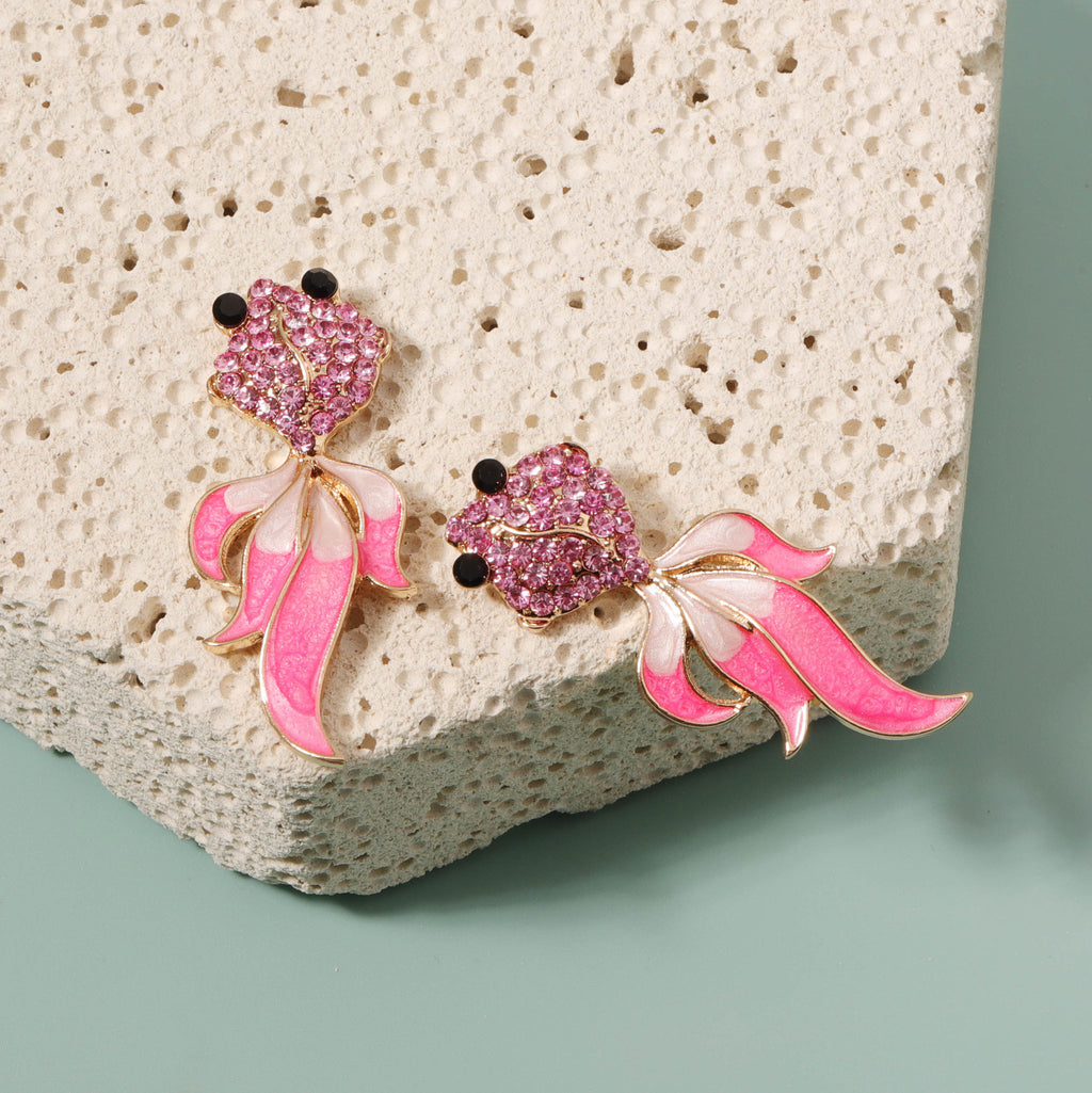 Vintage Handmade Gold Earring