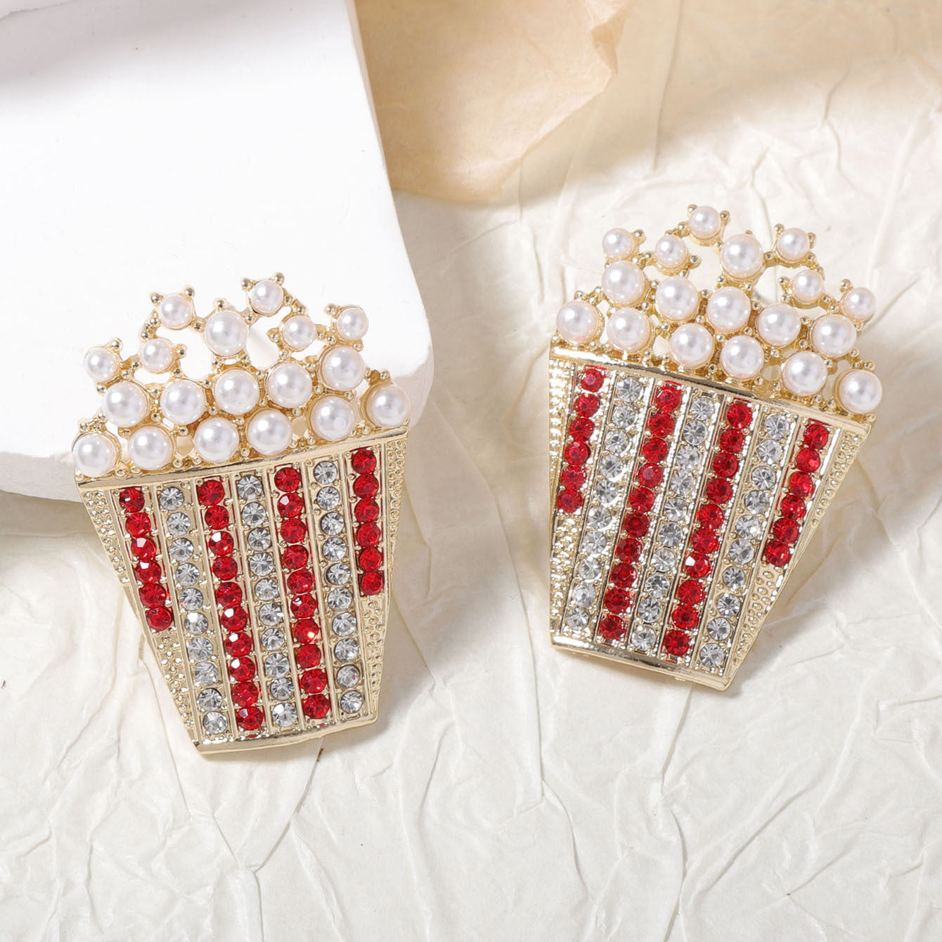 Beautiful Pearl Earring with Unique Style