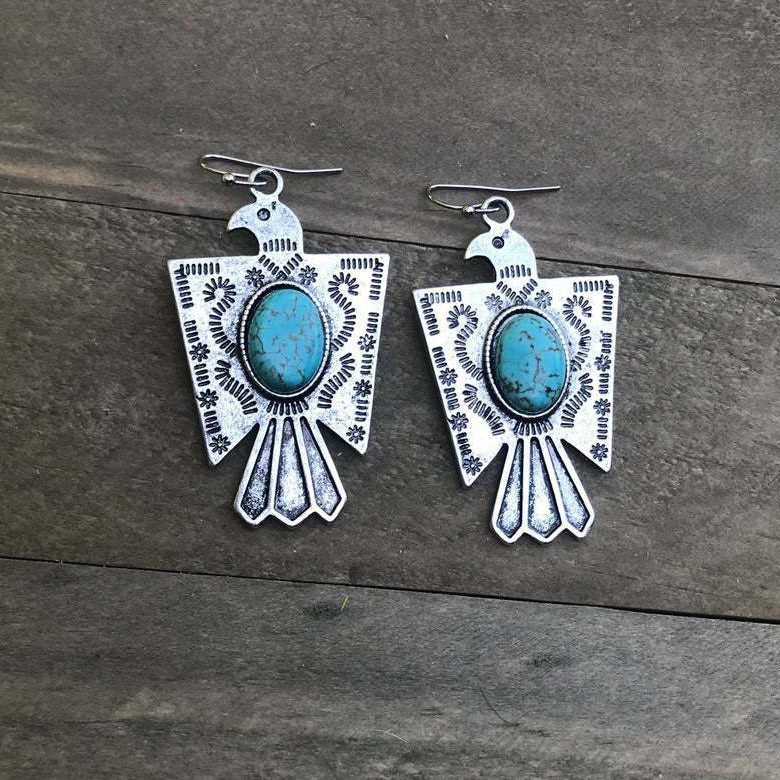 Charming Earring for Any Occasion