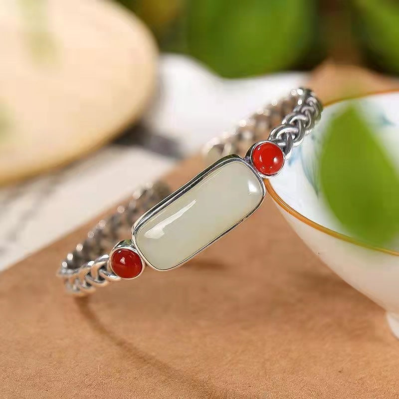 Beautiful Silver Bracelet with Unique Style