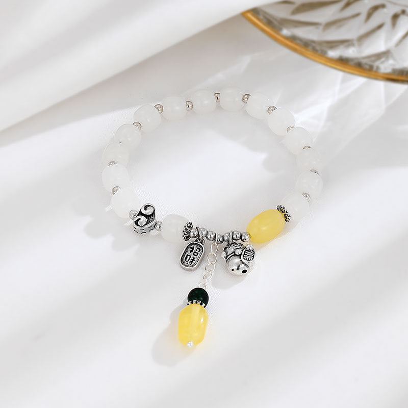 Beautiful Silver Bracelet with Unique Style