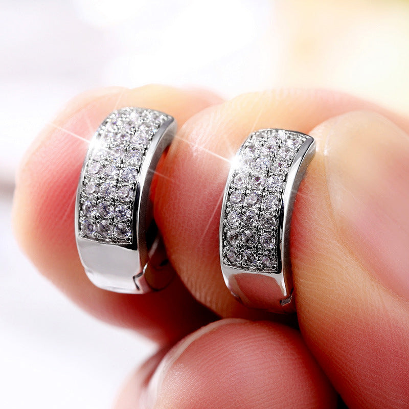 Charming Earring for Any Occasion