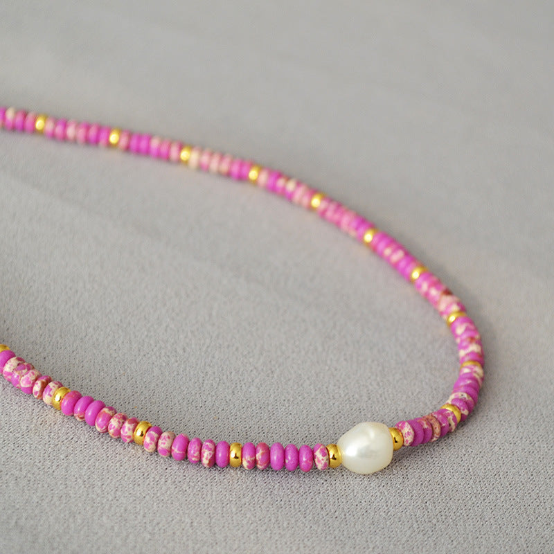 Beautiful Pearl Necklace with Unique Style