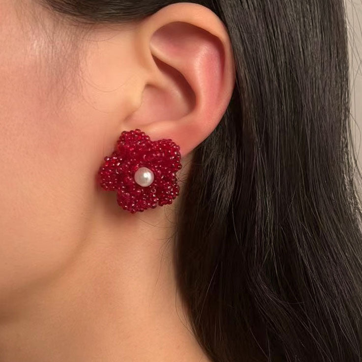 Beautiful Pearl Earring with Unique Style