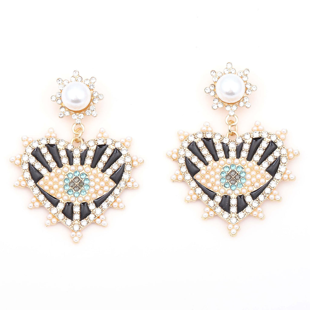 Stunning Pearl Piece for Daily Wear