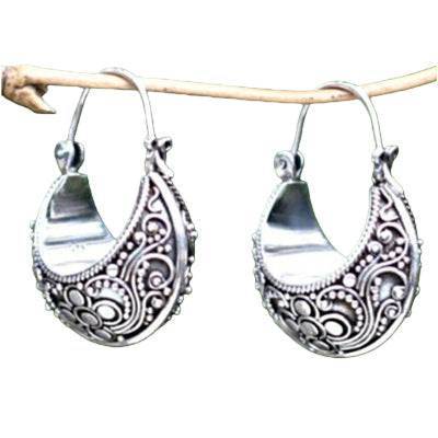 Charming Earring for Any Occasion