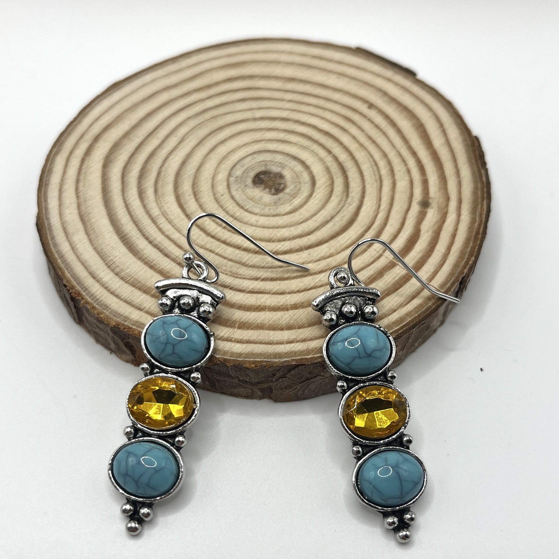 Elegant Earring for Every Occasion