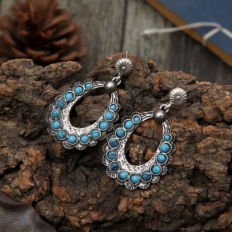 Elegant Earring for Every Occasion