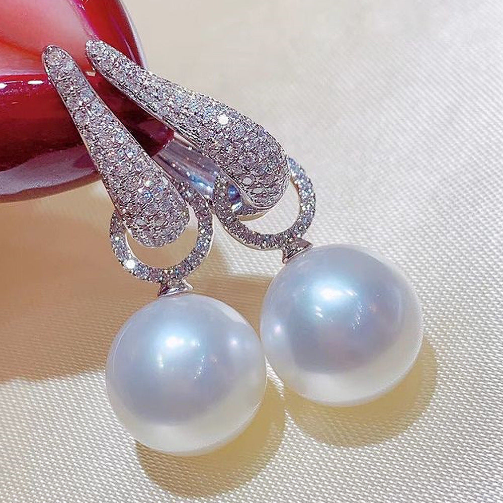 A Elegant Pearl Earring for Every Occasion