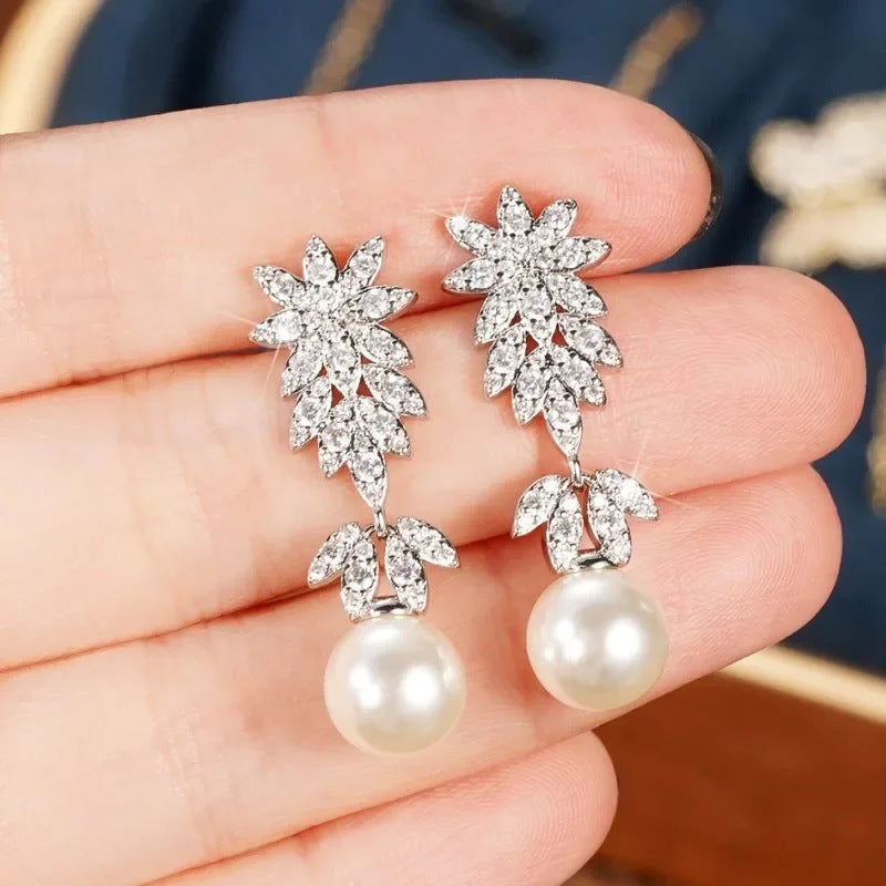 Charming Pearl Earring for Any Occasion