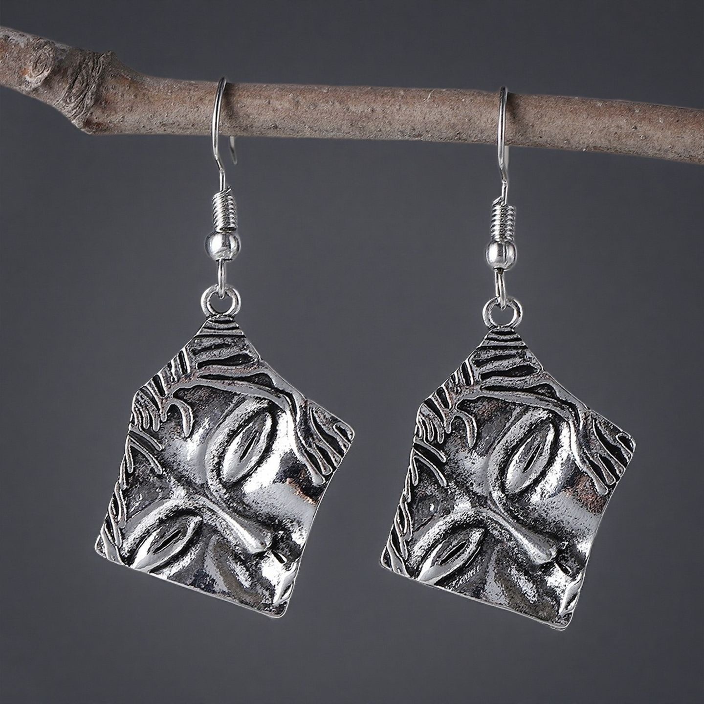 Elegant Earring for Every Occasion