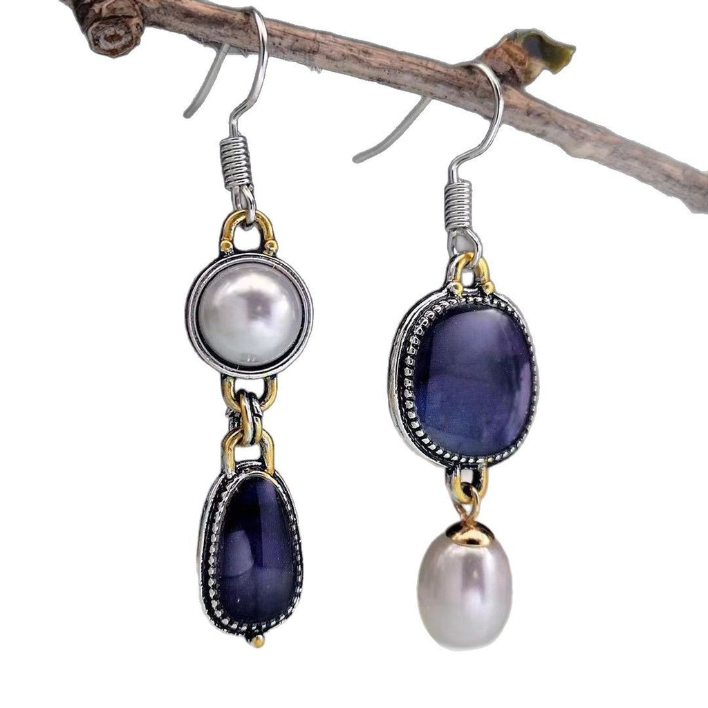 Beautiful Pearl Earring with Unique Style