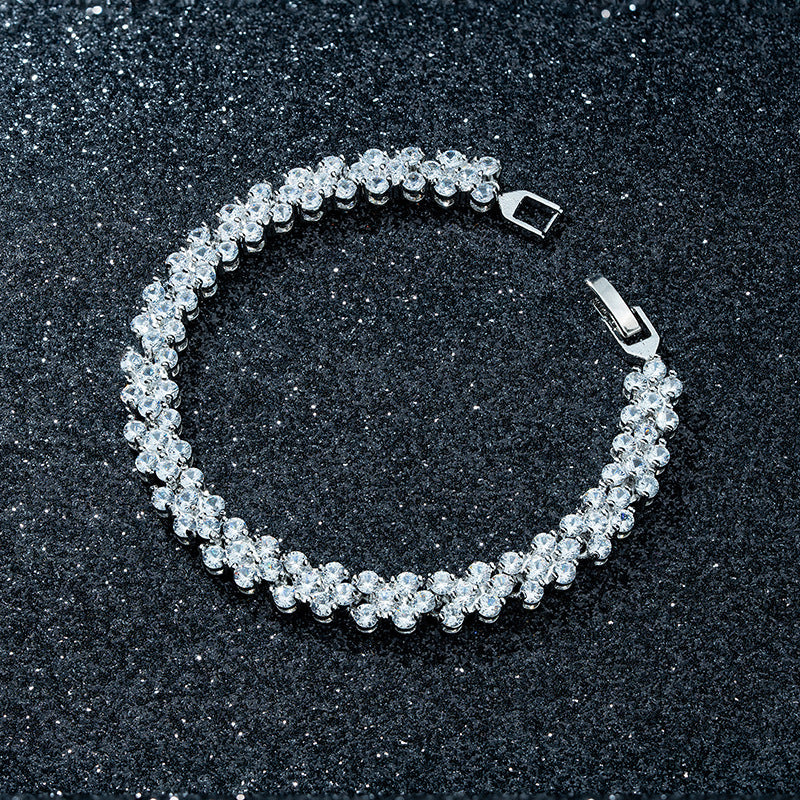 Beautiful Bracelet with Unique Style