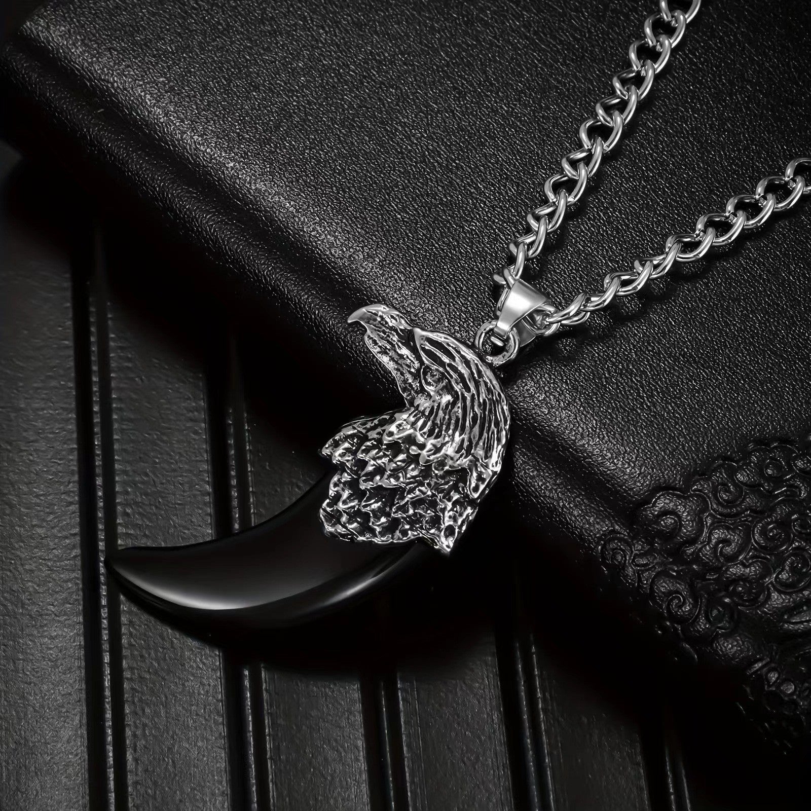 Charming Necklace for Any Occasion