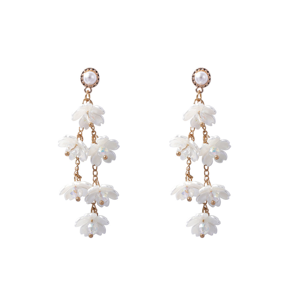 Charming Pearl Earring for Any Occasion
