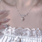 A Beautiful Pearl Necklace with Unique Style