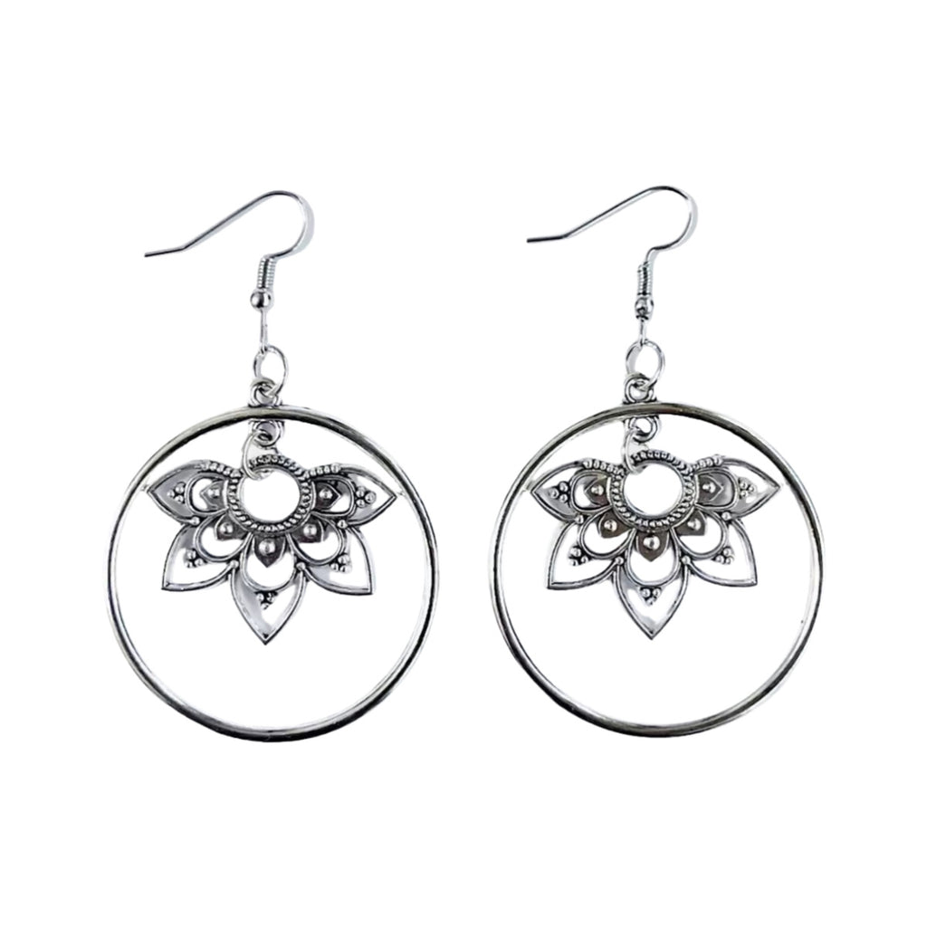 Charming Earring for Any Occasion