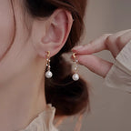 Beautiful Pearl Earring with Unique Style