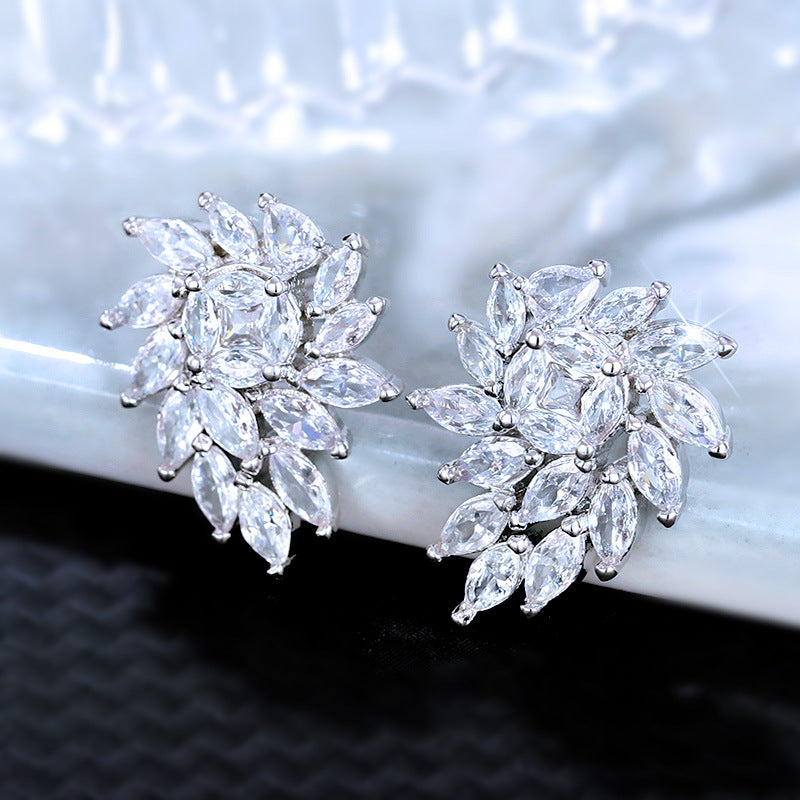 Romantic Earring for Special Moments