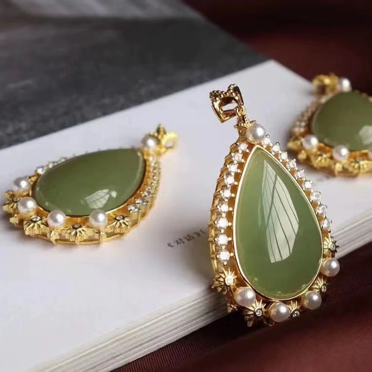 Beautiful Necklace with Unique Style