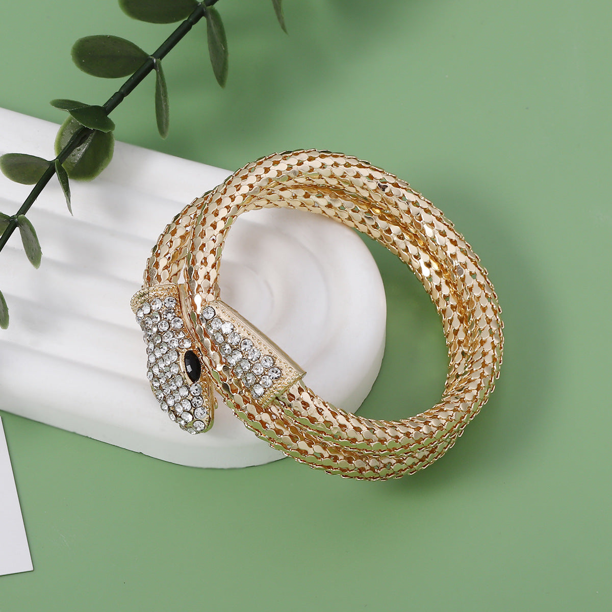 Charming Bracelet for Any Occasion