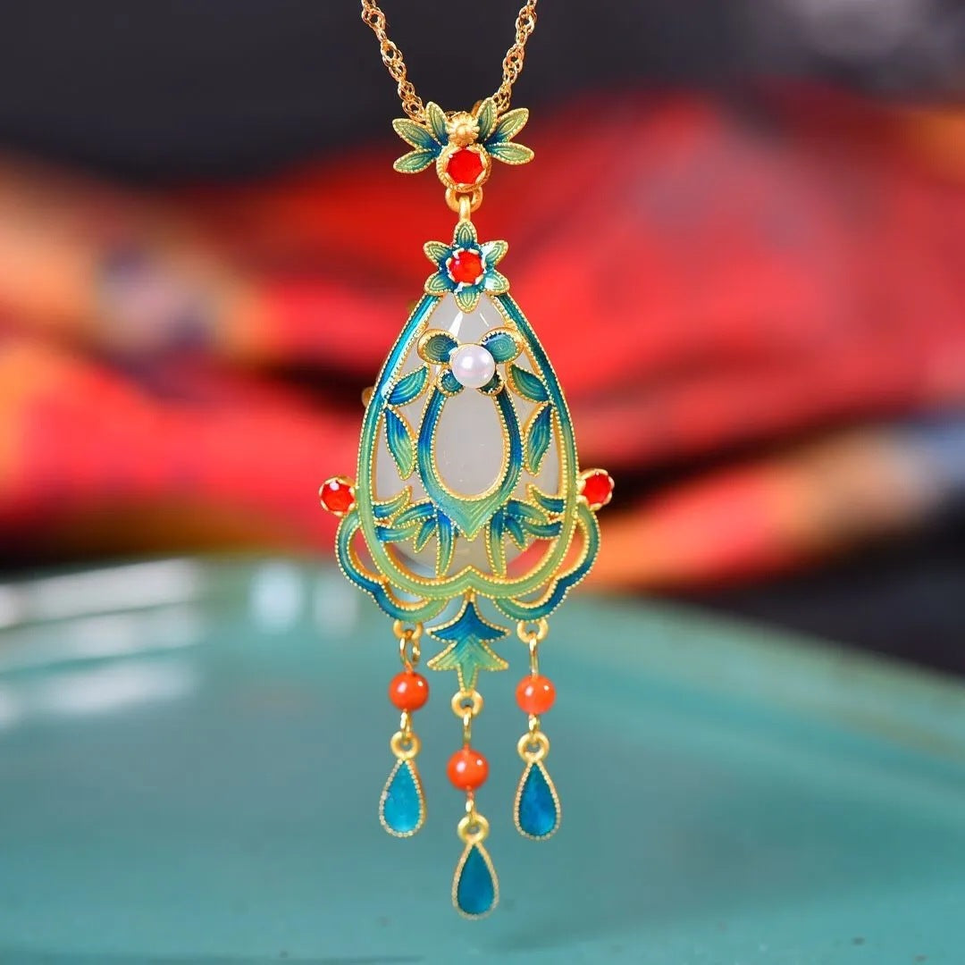 Vintage Handmade Silver Pendant