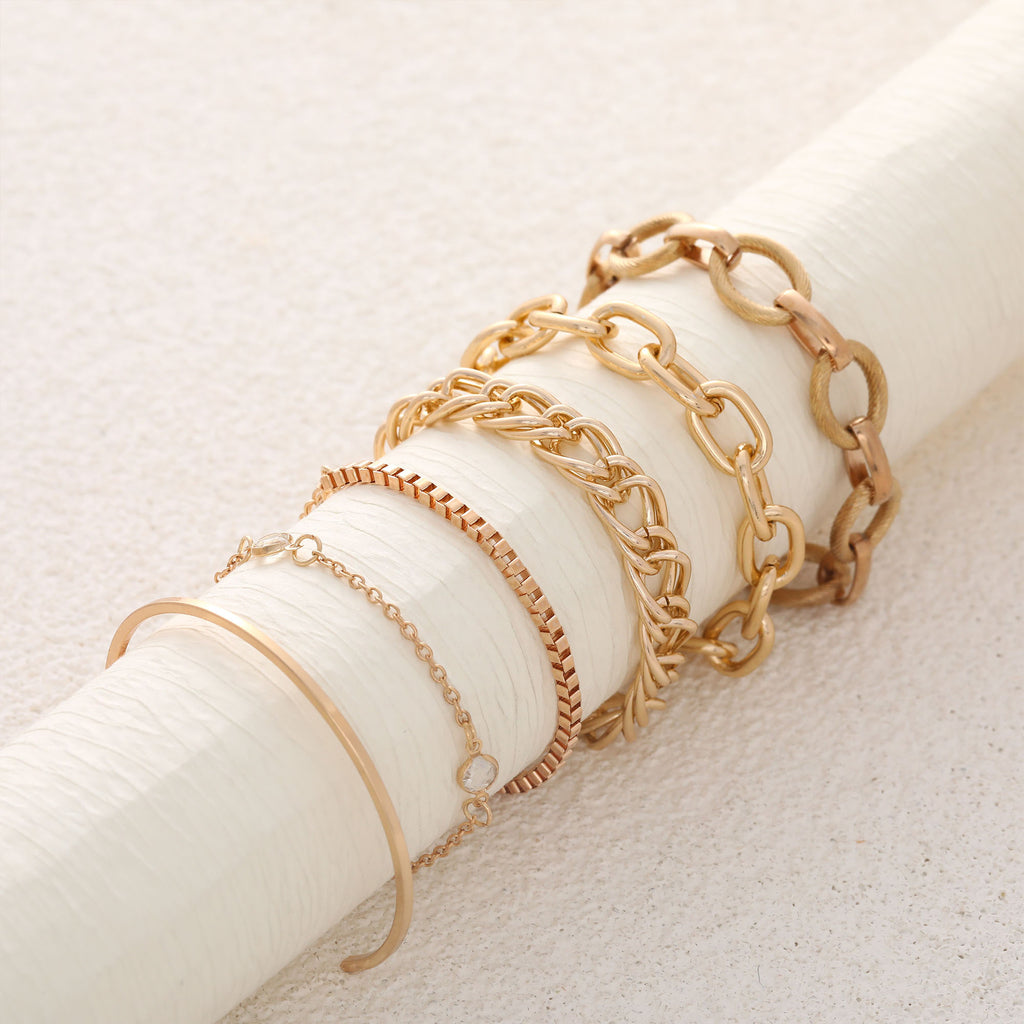 Charming Bracelet for Any Occasion