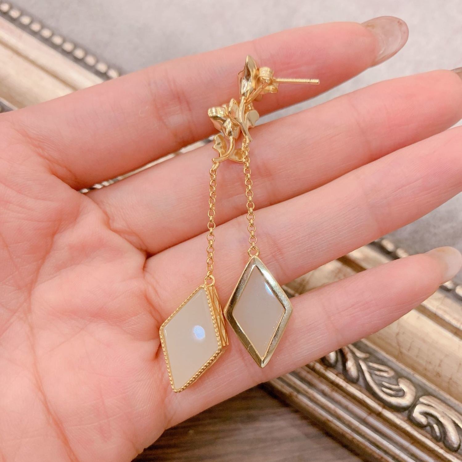 Vintage Handmade Gold Earring