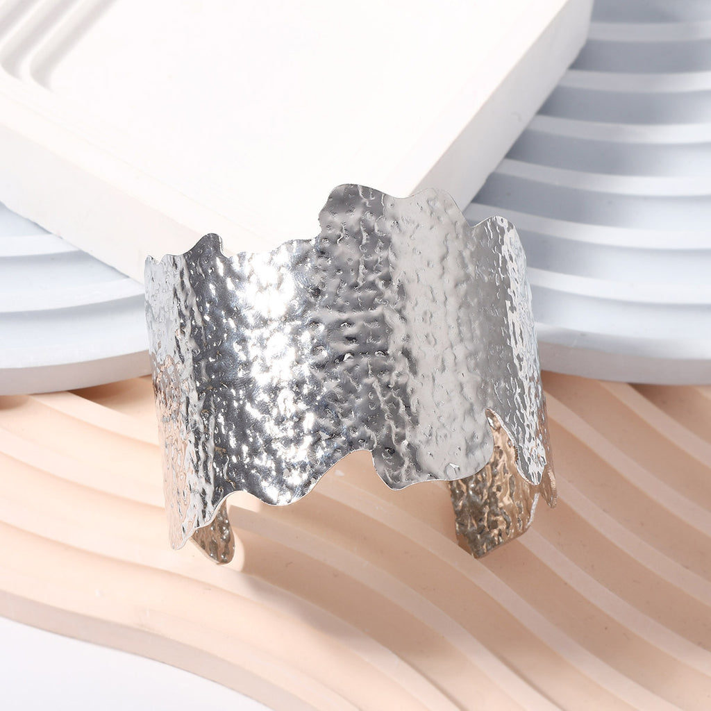 Charming Bracelet for Any Occasion