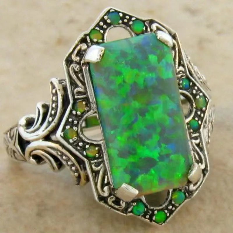 Charming Silver Ring for Any Occasion