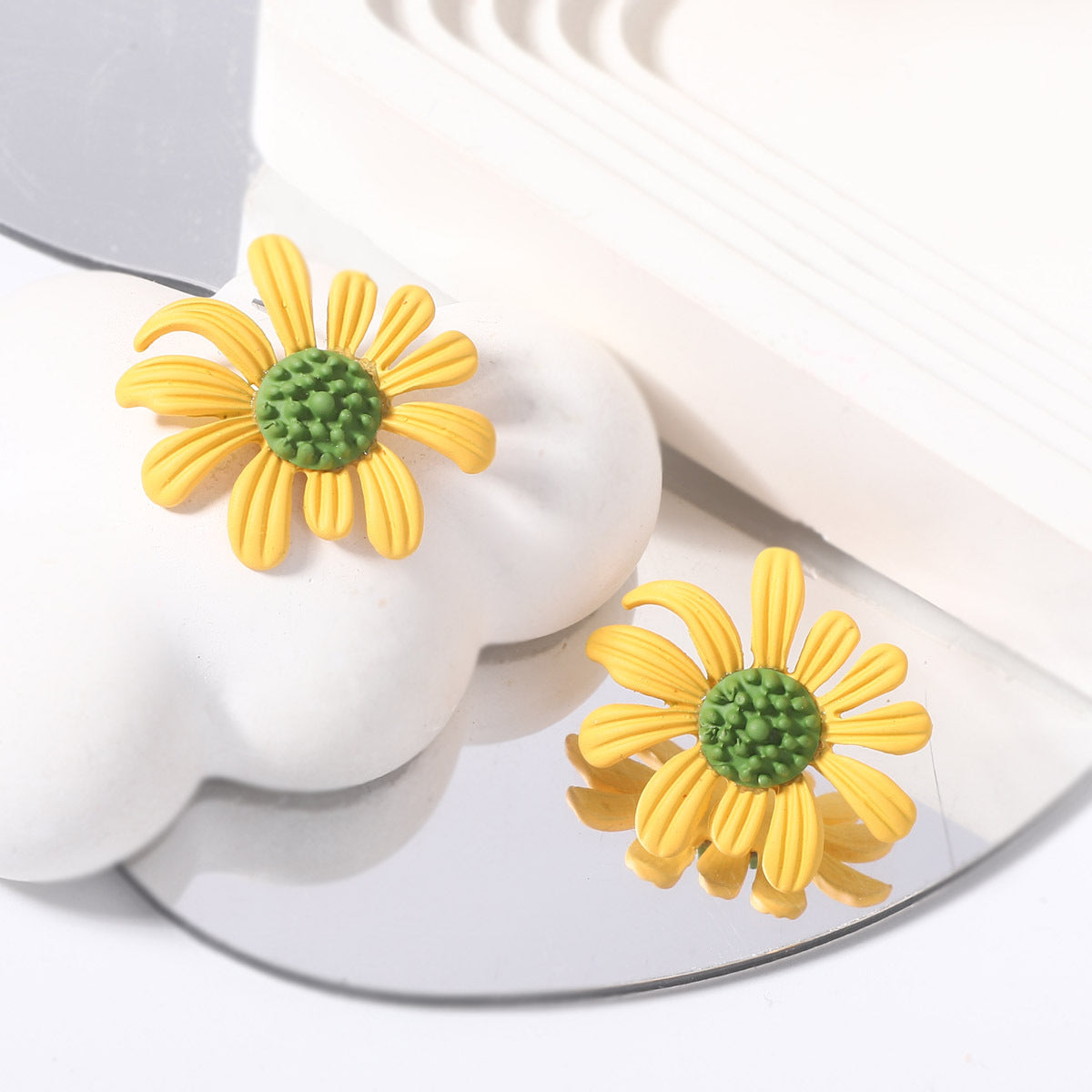 Vintage Handmade Earring