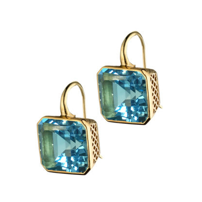 Stunning Earring for Daily Wear