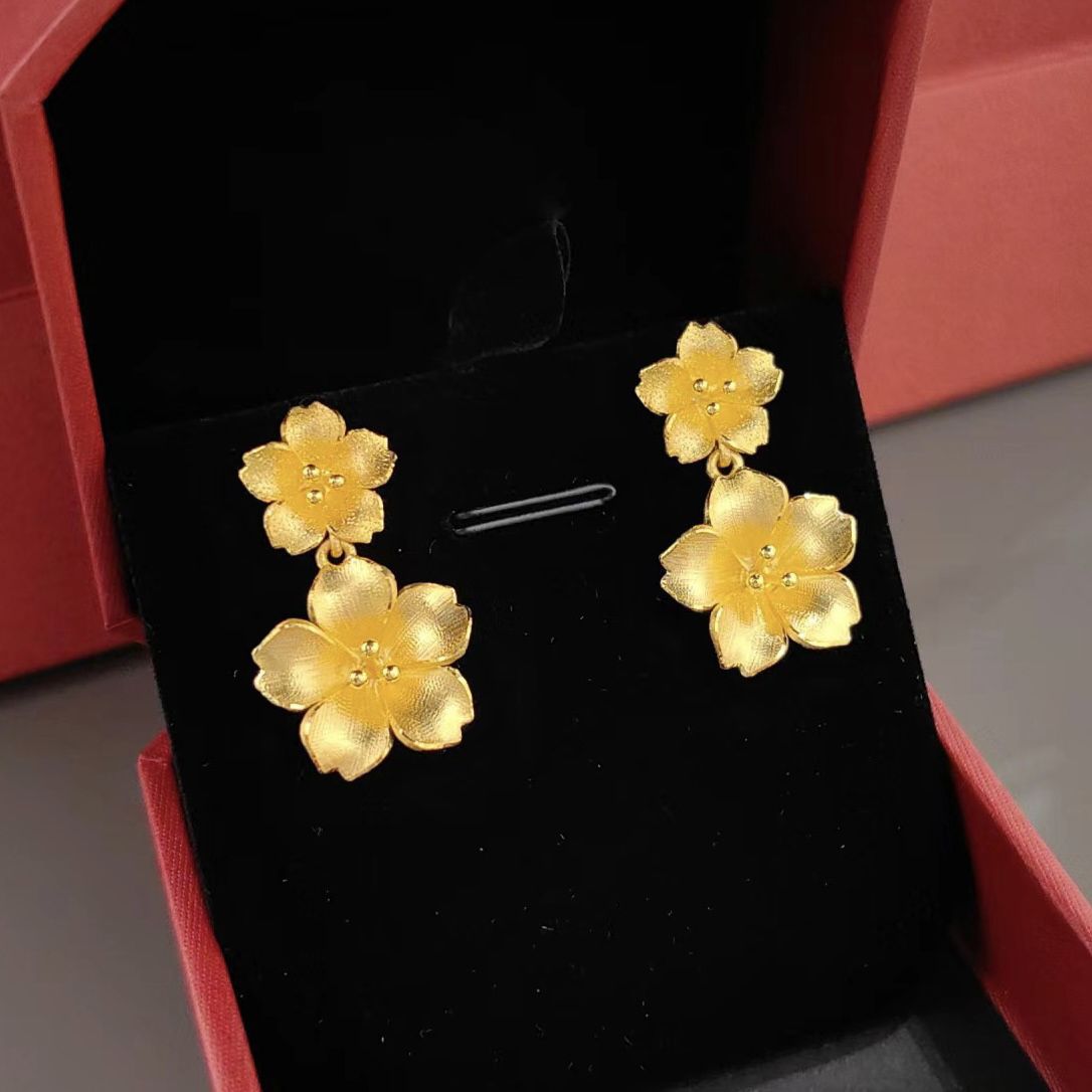 Vintage Handmade Earring