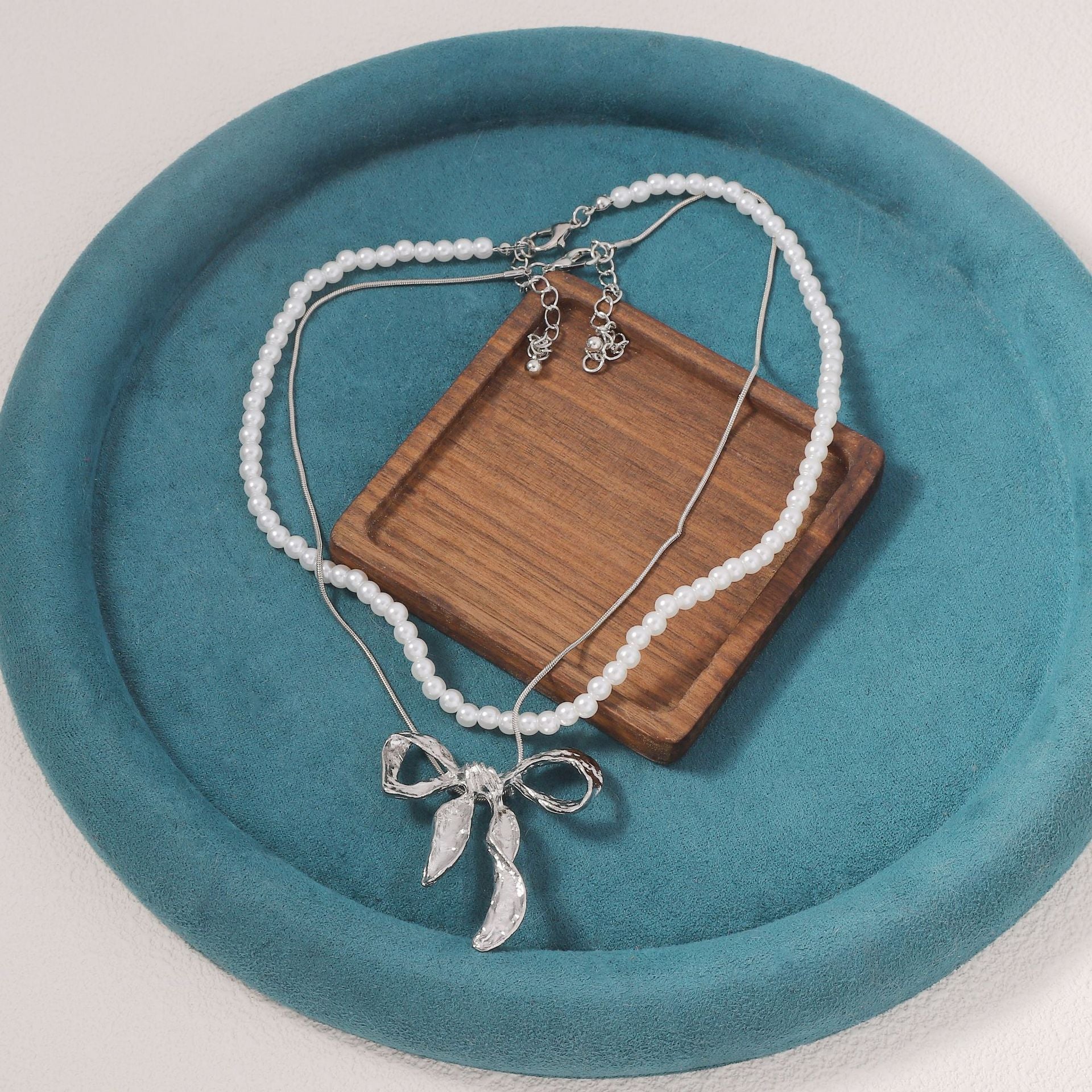 Vintage Handmade Pearl Necklace