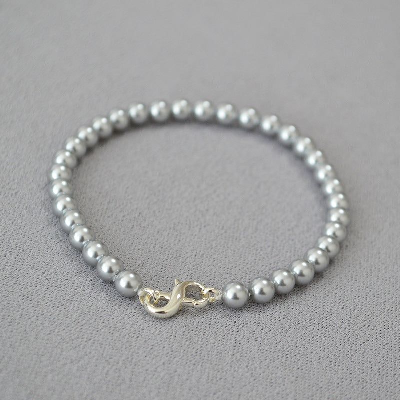 Beautiful Pearl Necklace with Unique Style